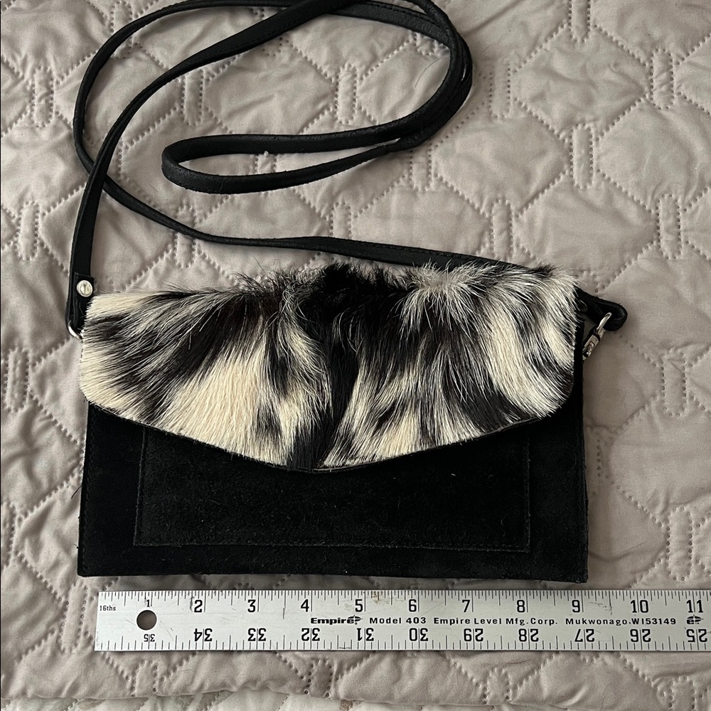 Elegant Black and White Crossbody Bag